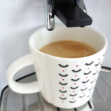 KUBEK BIAŁY PORCELANOWY 200 ML RZĘSY DO SALONU KOSMETYCZNEGO