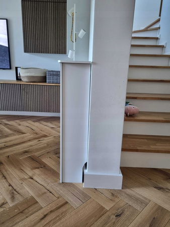 Maskownica Osłona Grzejnik Kaloryfer Obudowa Biała Regulowana 140-205cm