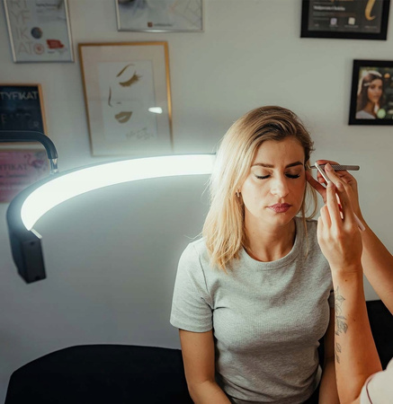 Lampa kosmetyczna do przedłużania rzęs POL Moon III czarna