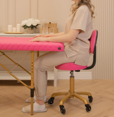 Pikowany taboret kosmetyczny płaski z oparciem RÓŻOWY- ZŁOTY