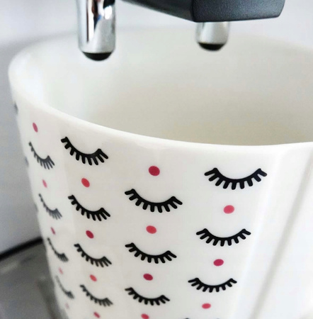 KUBEK BIAŁY PORCELANOWY 350 ML RZĘSY DO SALONU KOSMETYCZNEGO